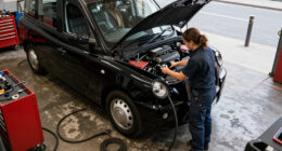 Next Generation Of London’s Plug-in Black Cabs To Go Into Production In 2027